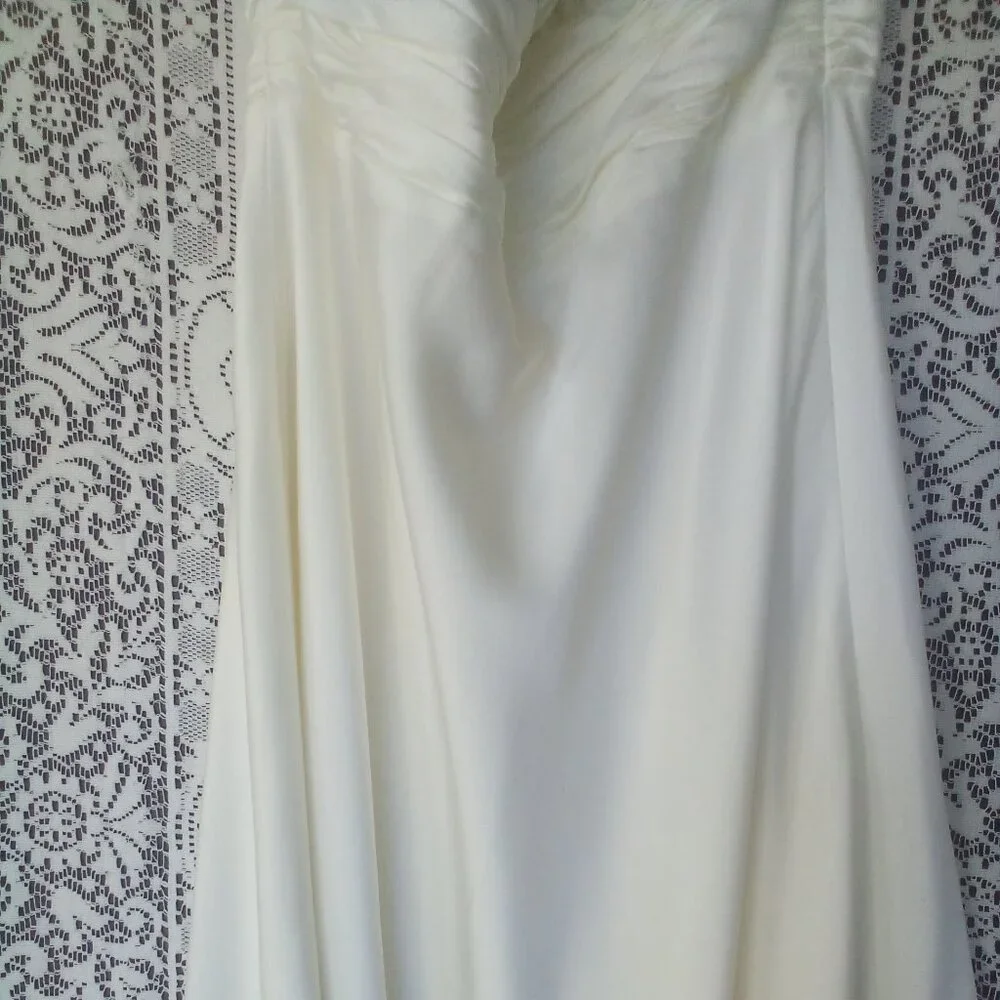 Calvin Klein Long Ivory Satin Gown w/embellished straps Size: 10 NWT - Picture 8 of 8